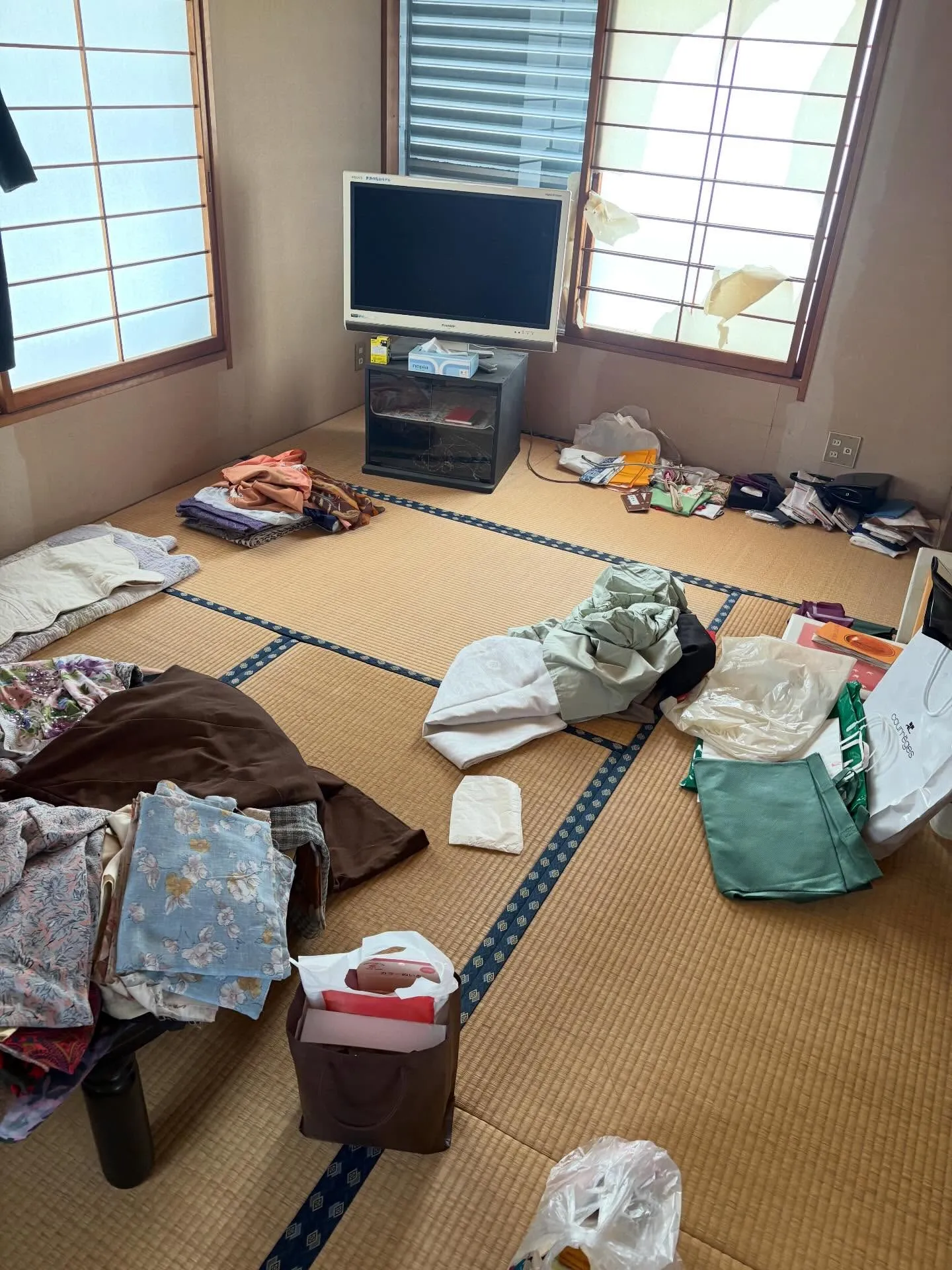 青葉区川平にて、1年間空き家となっていた家の不用品回収依頼を...