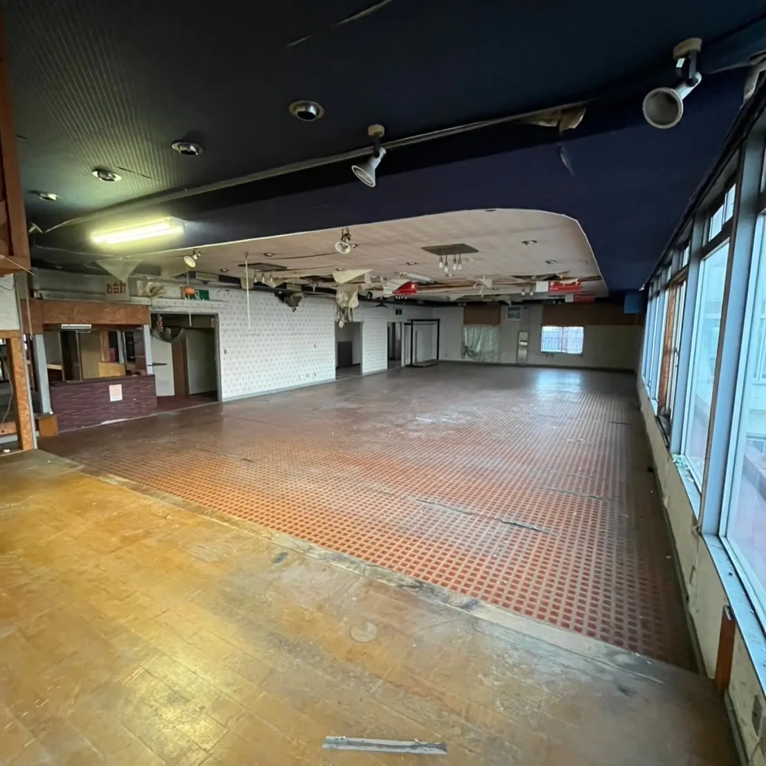 去年6月より始まった古川のリサイクルショップの完全撤去整理。