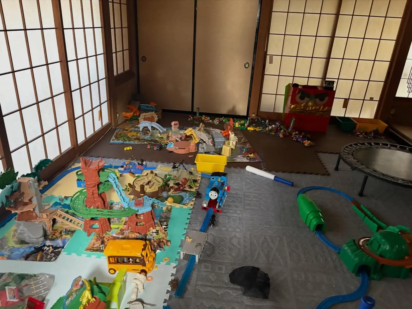 塩釜市のお客様から、家と倉庫の残置物処分のご依頼を承りました...