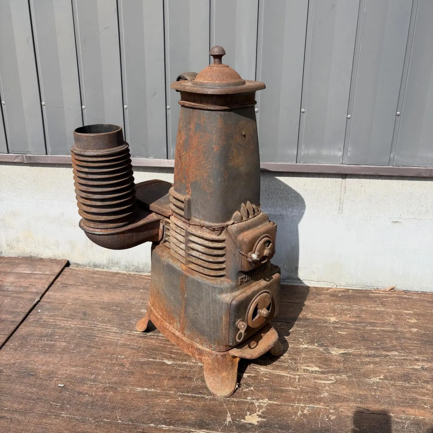 今日は倉庫整理に専念しました！最近色々なものが溜まってきたの...