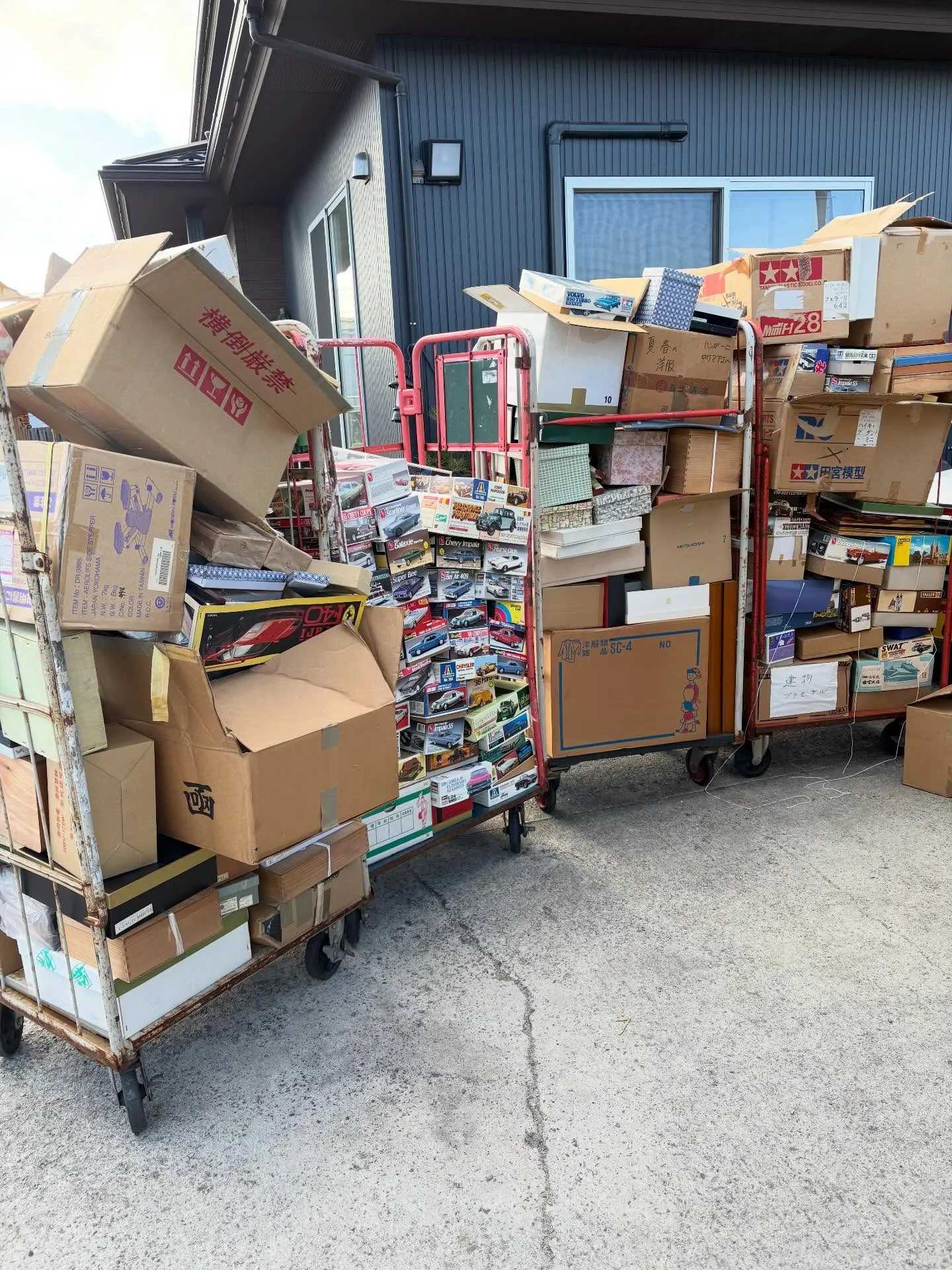 本日は泉区高森にて、生前整理のご依頼をいただきました！👷‍♂...