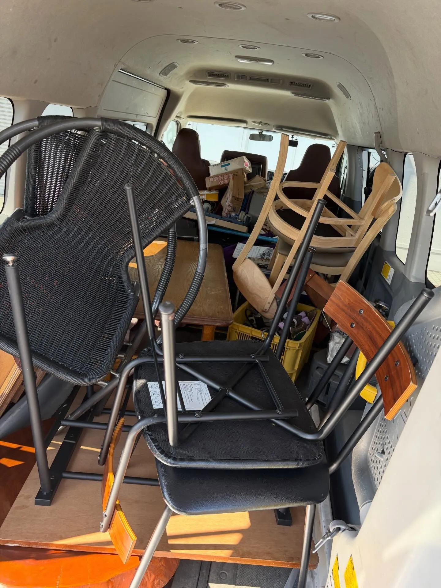 今日は大河原で素敵な家具たちの回収依頼がありました！イームズ...