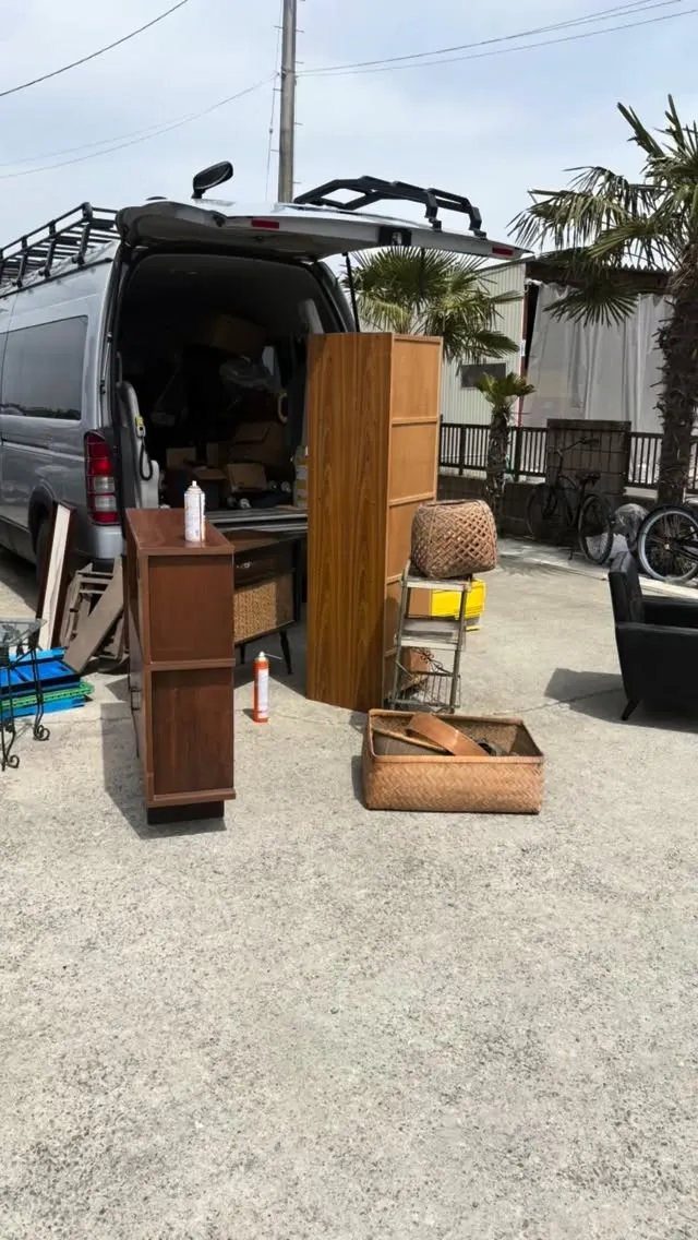 今日は天気に恵まれたので、家具たちを綺麗に磨いて、その後古川...